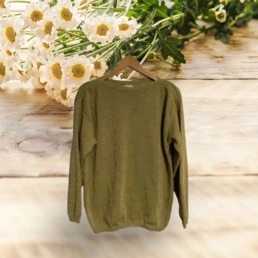 Metallic Gold Sweater Women’s Medium Shimmer Quiet Luxury Glam‎ Sparkle Charmed